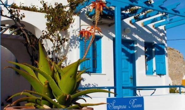 Semprou Rooms Perissa  Exterior photo