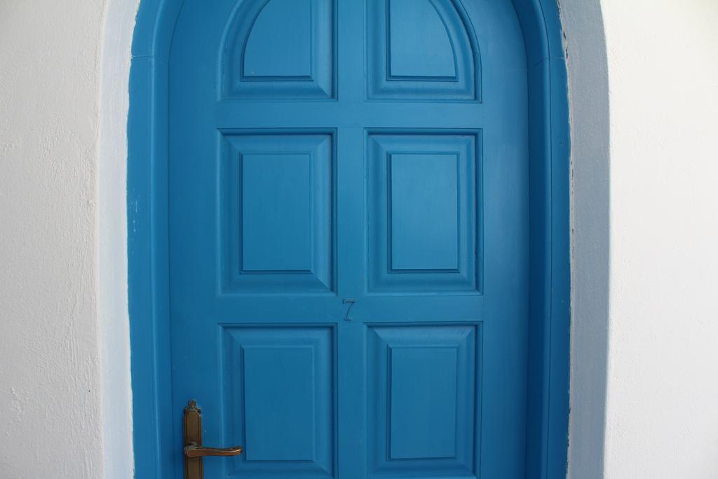 Semprou Rooms Perissa  Exterior photo